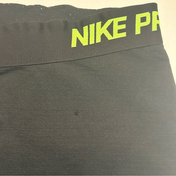 Nike Hyper Warm Women’s Black Leggings with Neon Accents - Picture 4 of 11